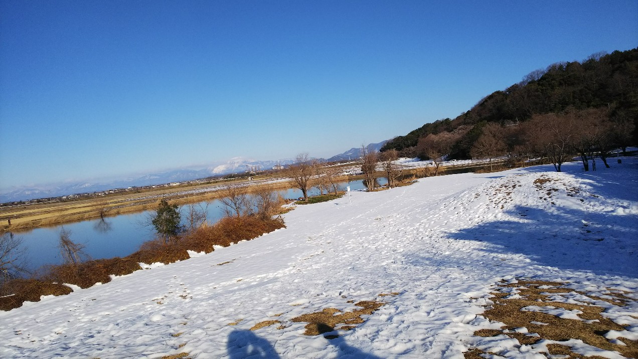 雪の後の曽根沼公園😱